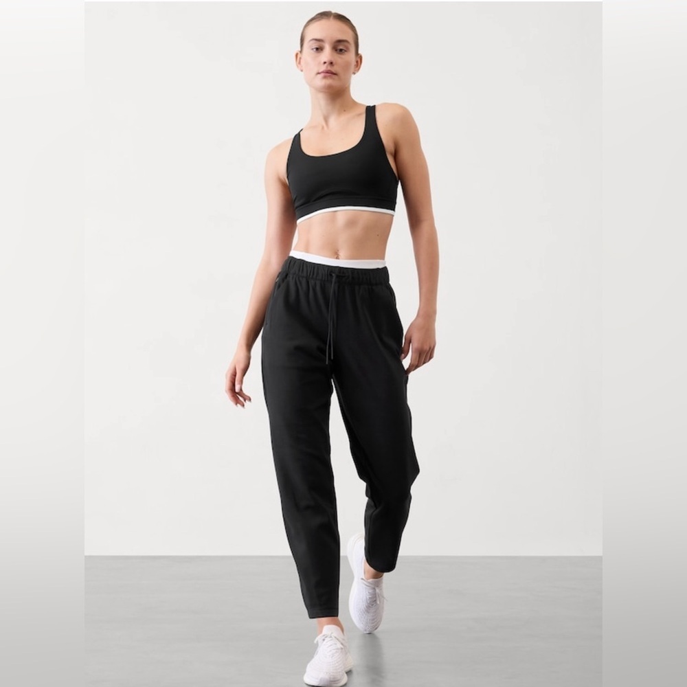 NWT Athleta Unstoppable Black Pant Size Small